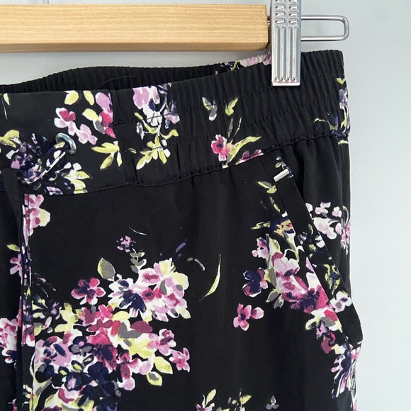 Floral Joggers - Picture 2 of 6